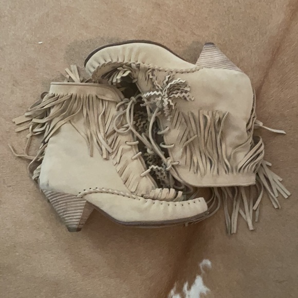 Coach 1941 fringe suede booties😍 - Picture 6 of 9